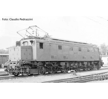 97471 - Elektrikcká lokomotiva E.428 FS - varianta s představky