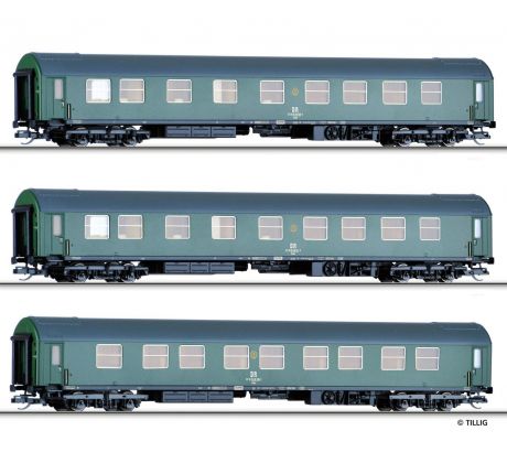 70033 - Souprava tří vozů Salonního vlaku DR