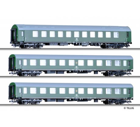 01722 - Souprava tří vozů Salonního vlaku DR