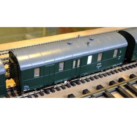 561501-21 - 2-osý poštovní vůz F-5-0670 ČSD