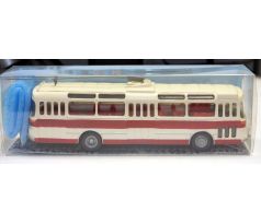 1208 00 - Trolejbus Škoda Tr11