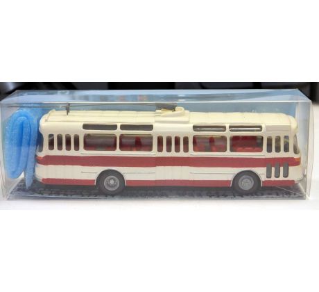 1208 00 - Trolejbus Škoda Tr11