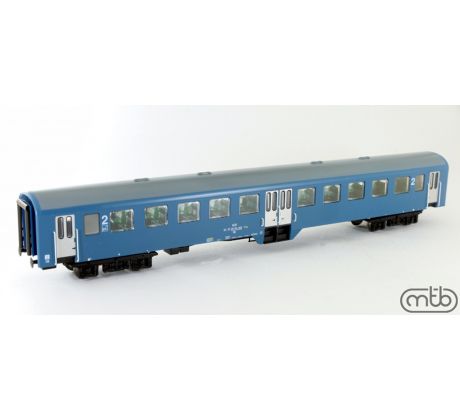 Bh002 - 4-osý osobní vůz se středními vstupy Bh 002 MÁV