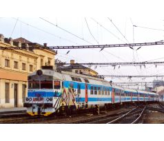 560001 - Elektrický vůz 560.003 + vložený vůz 060.301 ČD